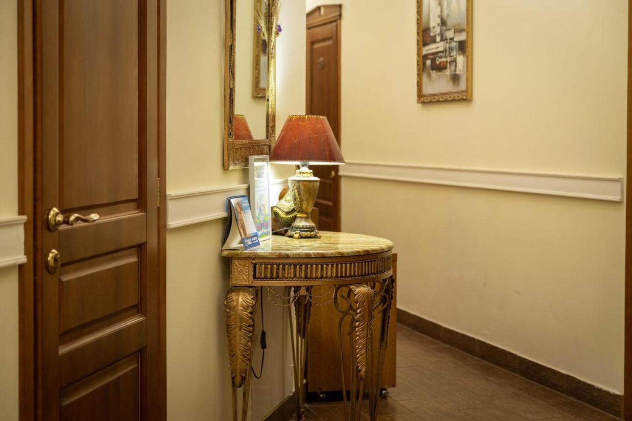 Boomerang Business Hotel オデッサ エクステリア 写真